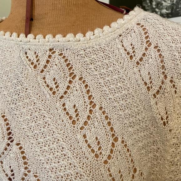 Vintage White Knit Sweater - Picture 2 of 4